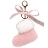 mprelok-fluffy-christmas-boot-7x9cm Λούτρινο μπρελόκ σε σχήμα χριστουγεννιάτικης μπότας/κάλτσας - 7053